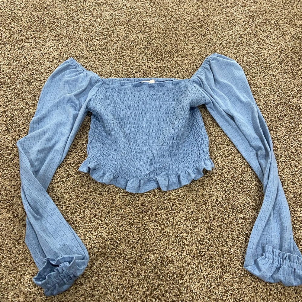 baby blue long sleeve top